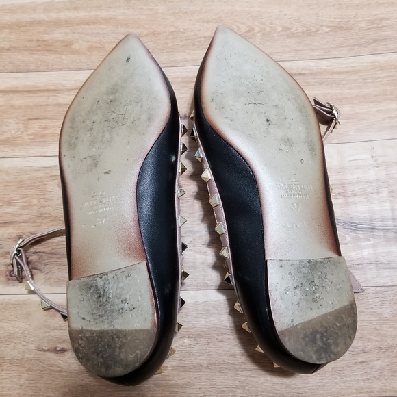 Valentino Garavani Leather Rockstud Ballerina - Picture 7 of 8